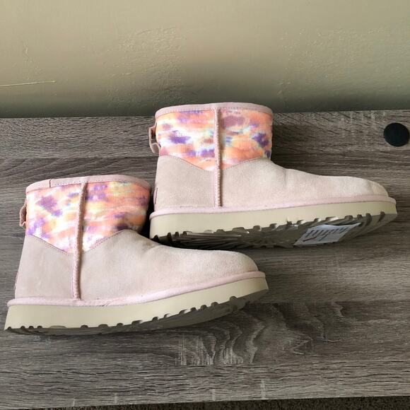 UGG Classic Mini Sequin Boots Light Pink Size 7 - Picture 4 of 9